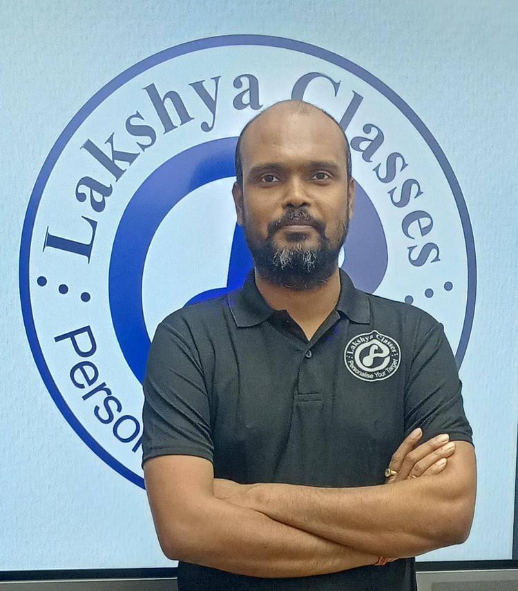 Atul Ranjan, Physics faculty at Lakshya Classes