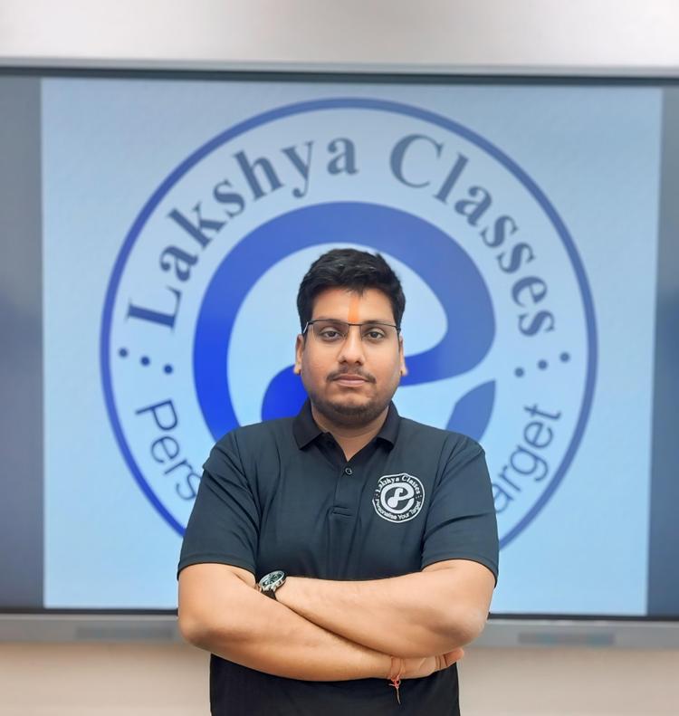 Vishal Kumar Mishra, Director faculty at Lakshya Classes